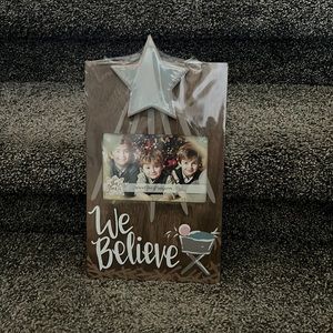 - We believe photograph holder/wall hanging